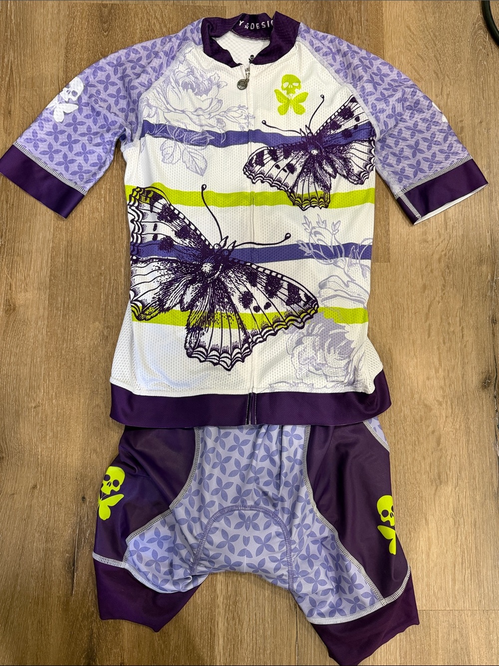 Betty Designs Purple Green Butterfly Cycling Jersey & Bibs | Medium 💚💜🚴‍♀️